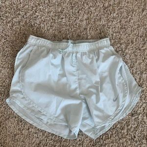 Womens Nike dry fit Nike shorts. Size S